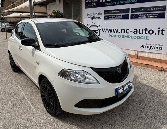 LANCIA Ypsilon 1.0 FireFly 5 porte S&S Hybrid Silver