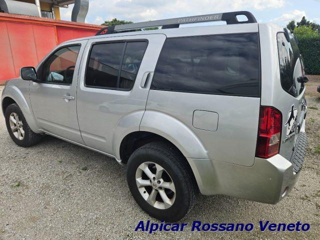 NISSAN Pathfinder 2.5 dCi Sport Platinum