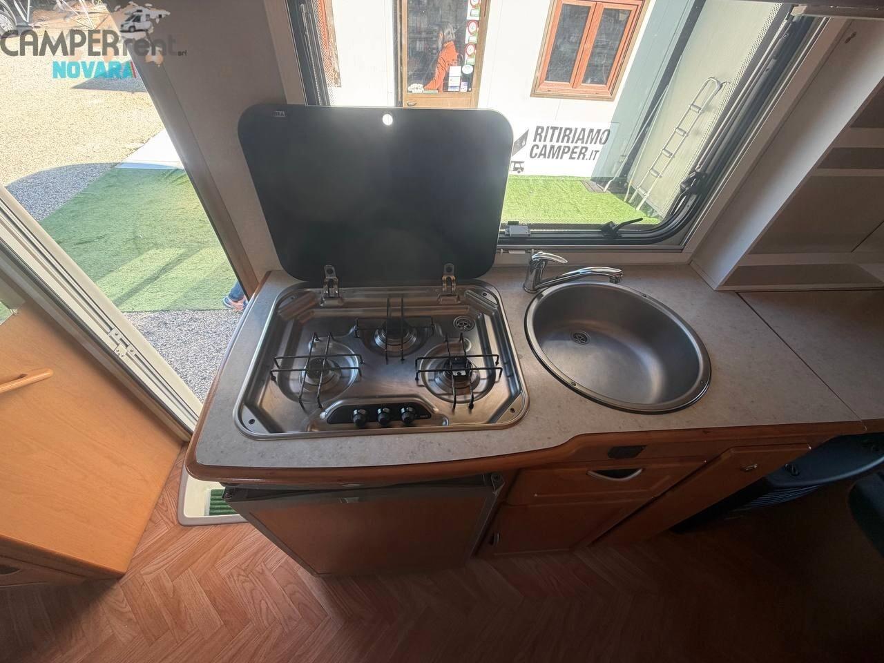 MC LOUIS GLEN 461 - Mansardato letti a castello in coda e maxi garage