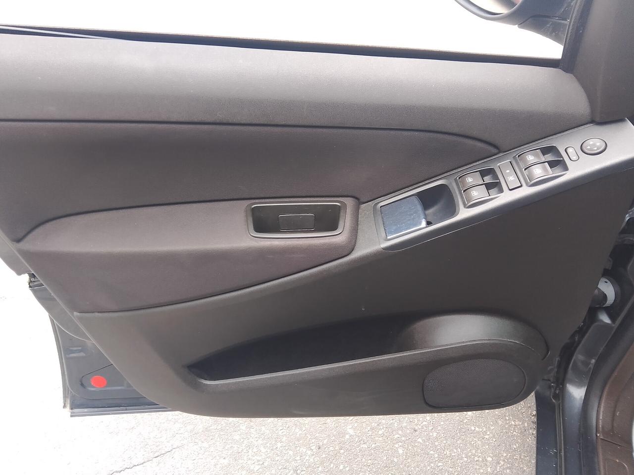 Lancia MUSA 1.3 Mjt 16V 95 CV S&S DPF Oro