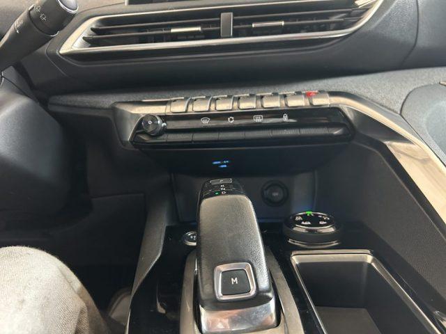 PEUGEOT 3008 3008 BlueHDi 120 EAT6 S&S Allure