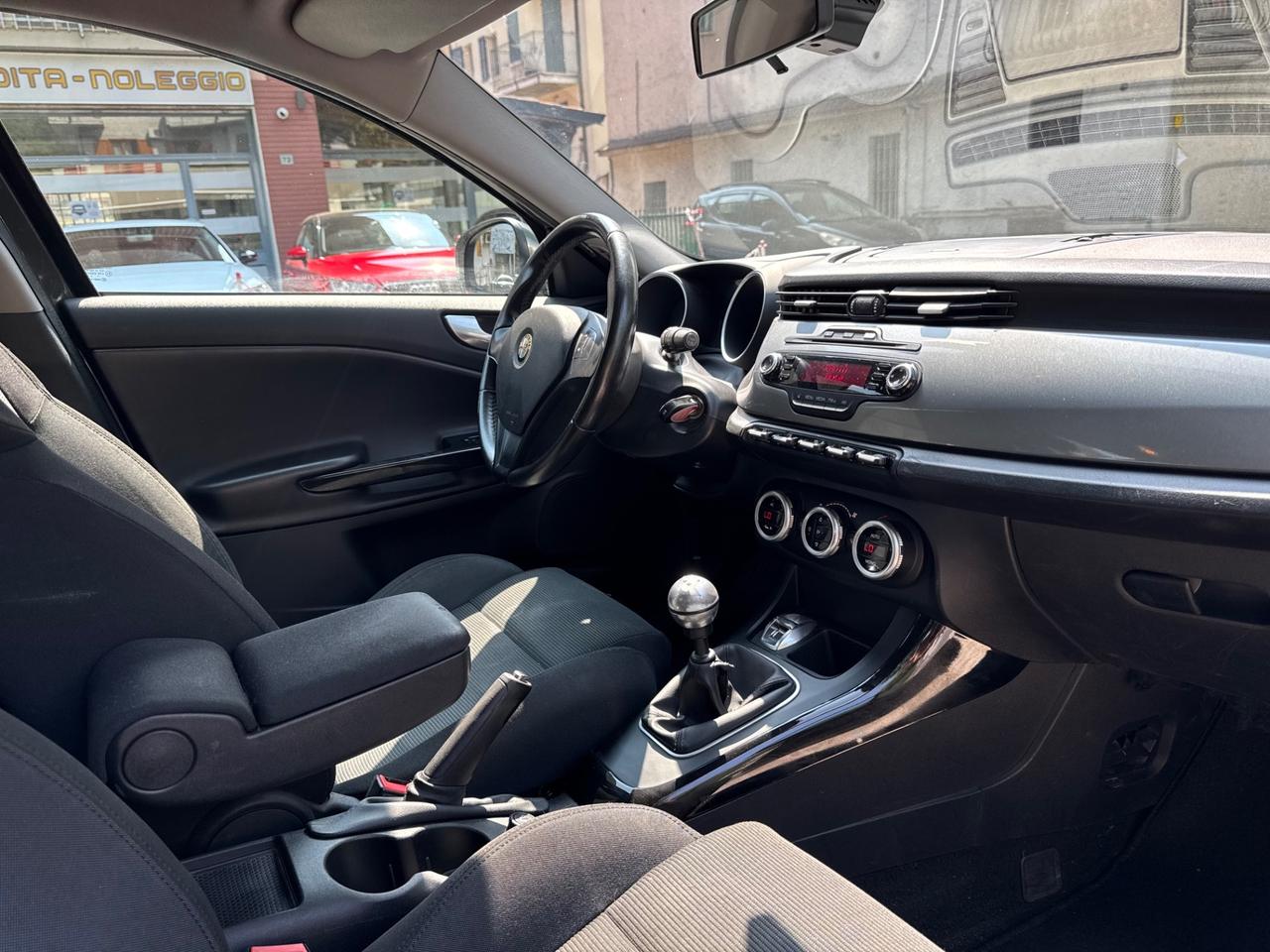 Alfa Romeo Giulietta OK NEOPATENTATI
