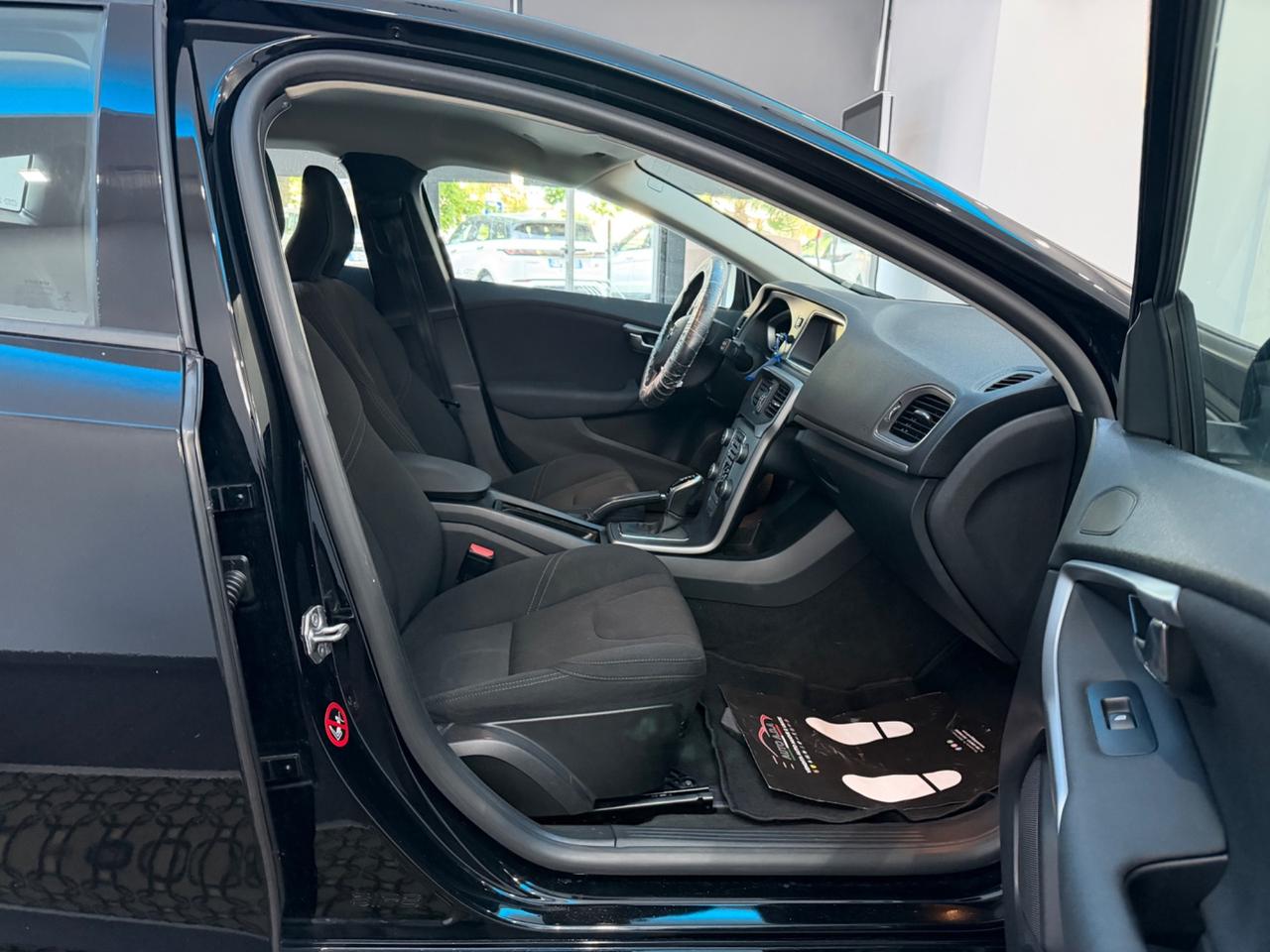 Volvo V40 D2 Geartronic Business
