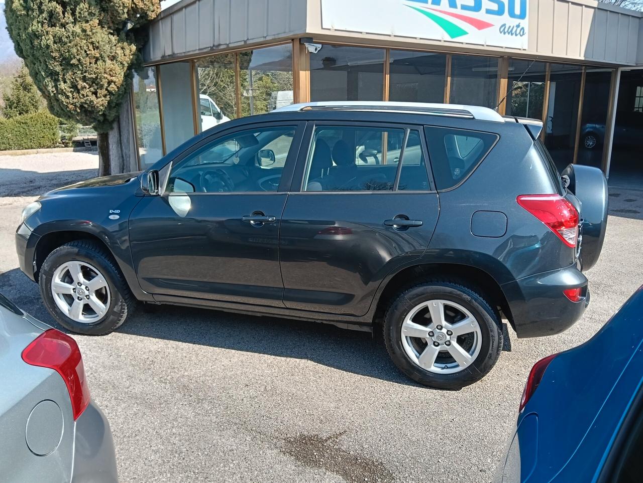 Toyota RAV 4 RAV4 2.2 D-4D 136 CV