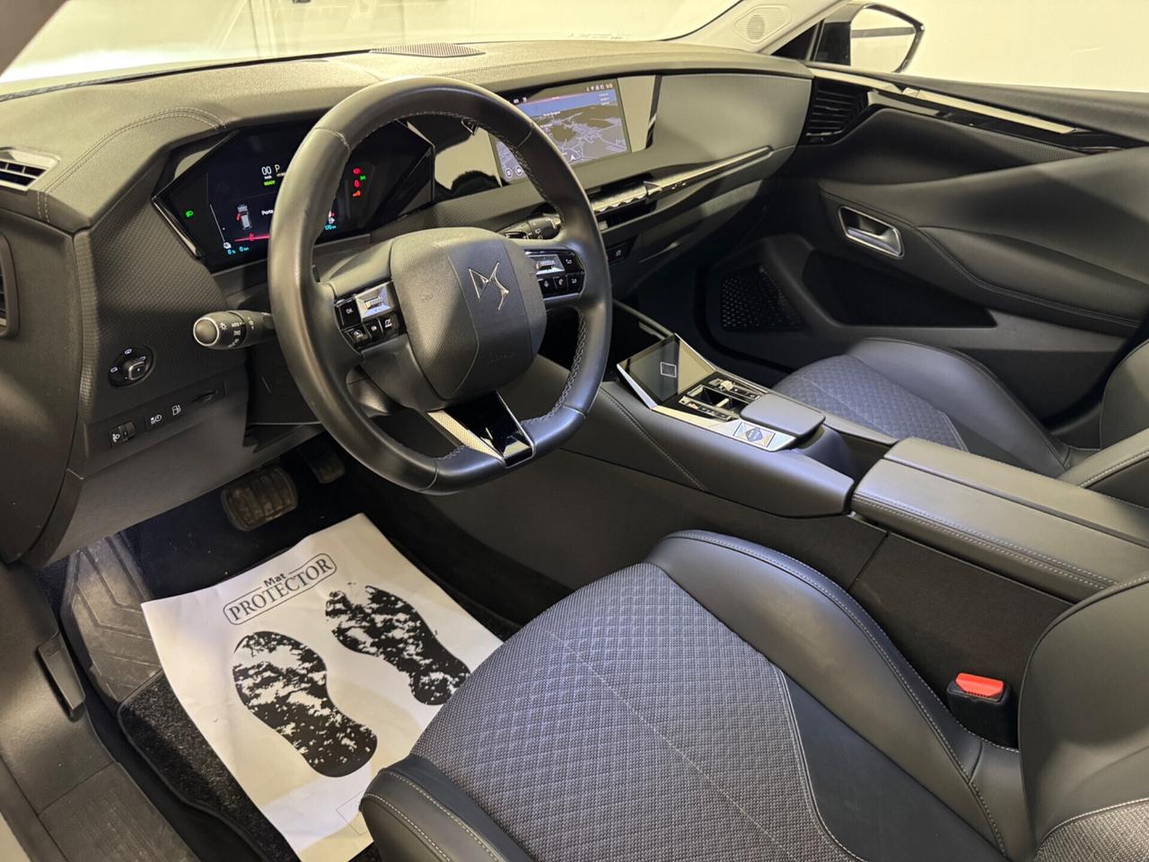 DS 4 E-Tense 225 Cross Trocadero CRUISE ADATTIVO, SENSORI ANT, POST & RETROCAMERA, MANIGLIE A SCOMPA