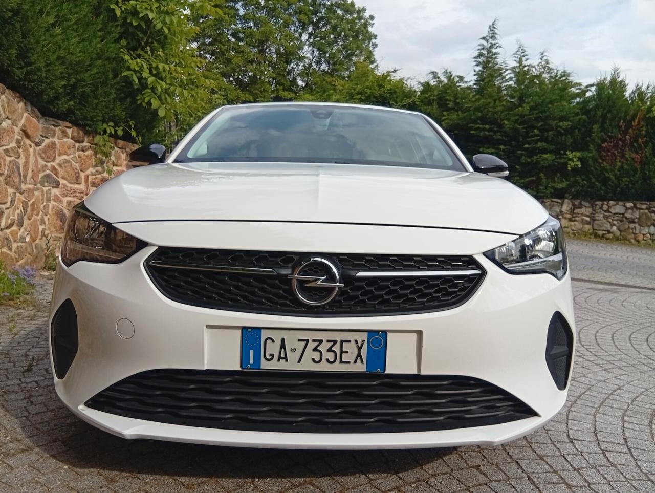 Opel Corsa 1.2 Coupé 120 Anniversary