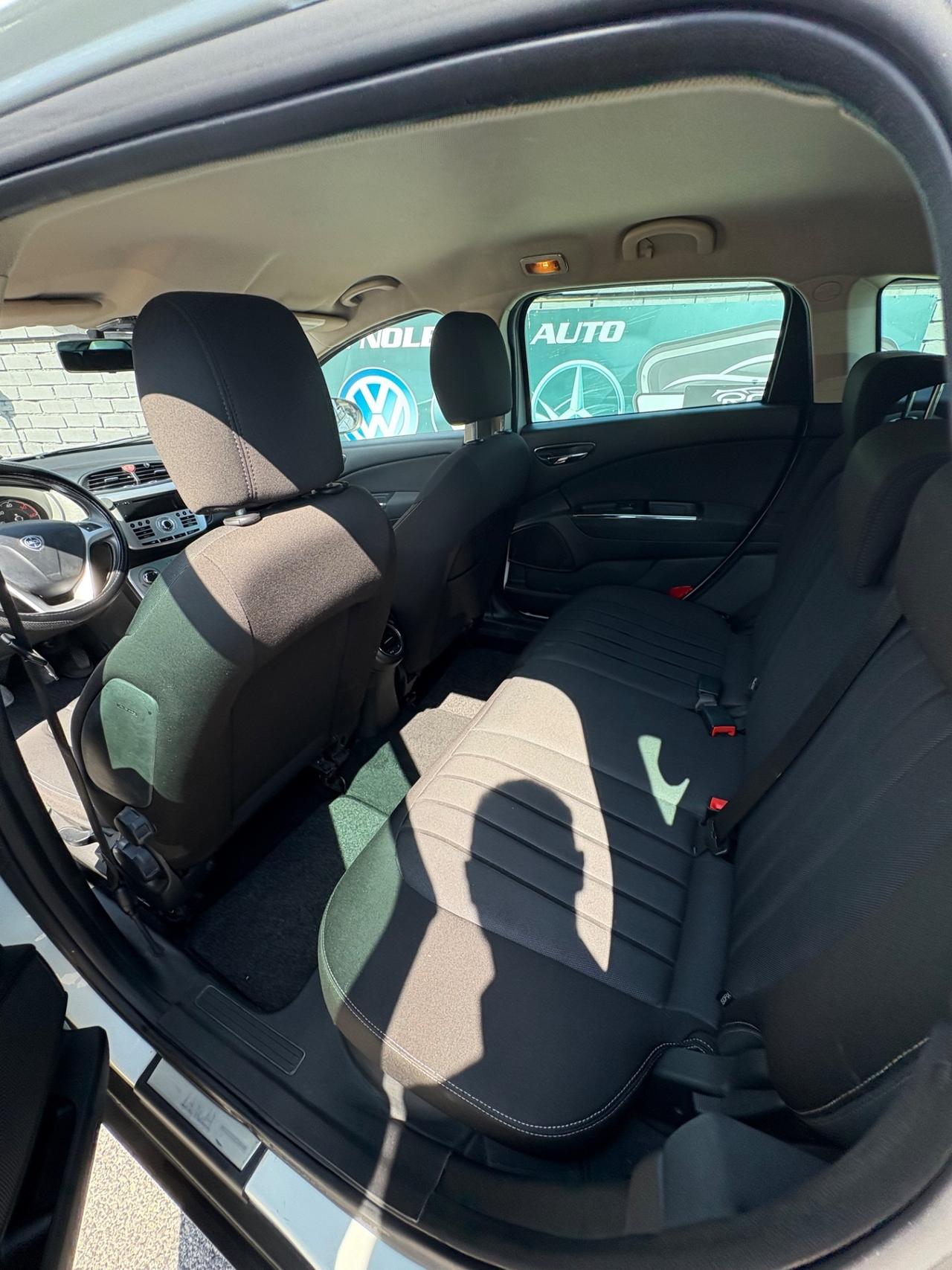 Lancia Delta 1.6 MJT DPF Gold