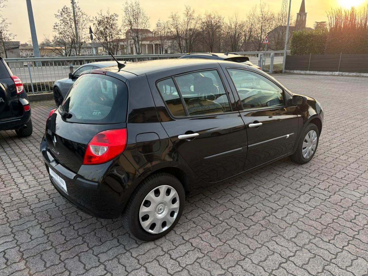 RENAULT CLIO 5/P 1.2 BENZINA SI A NEOPATENTATI