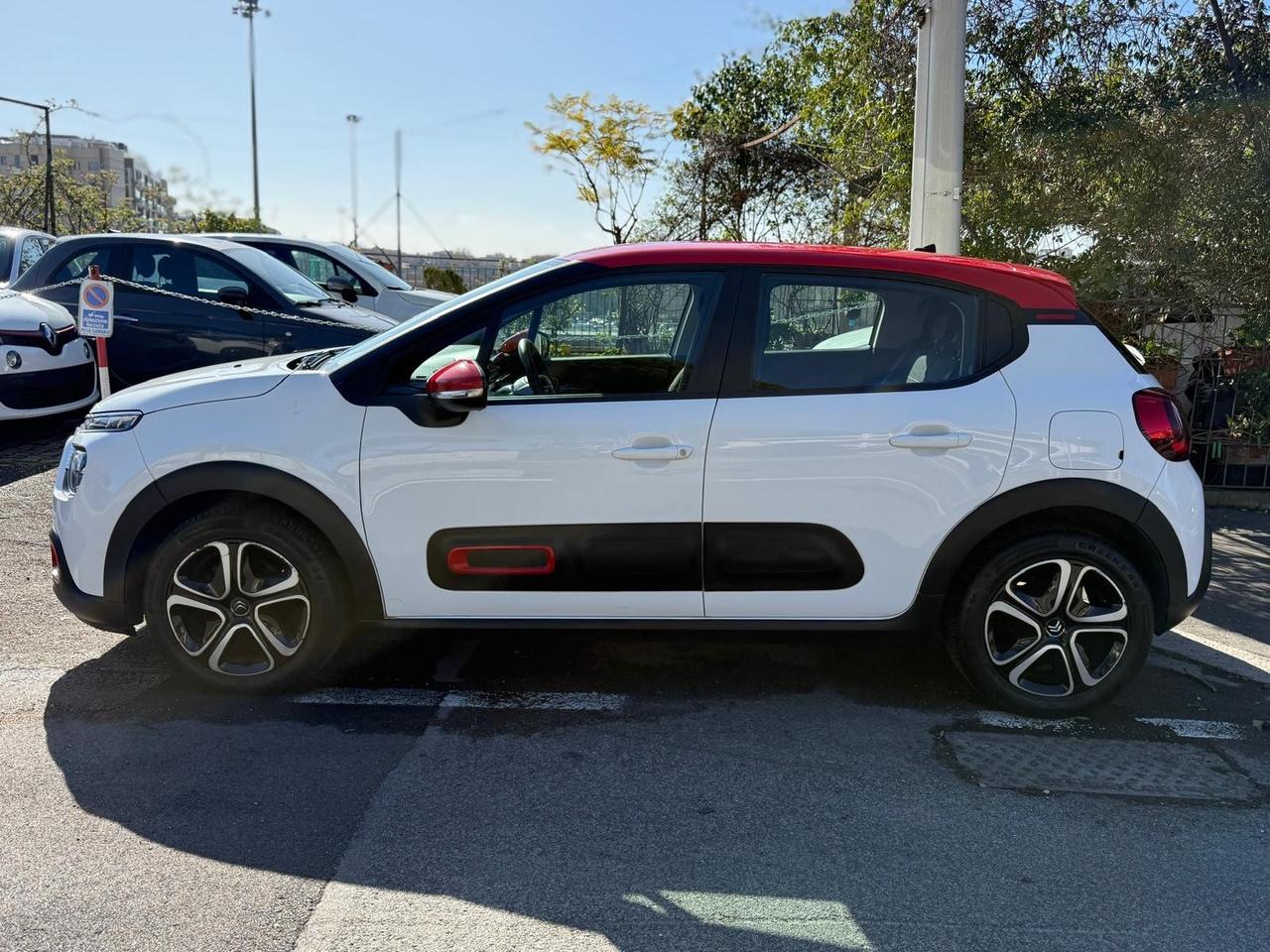Citroen C3 83cv Benzina 5 porte Shine Navi bicolor pdc