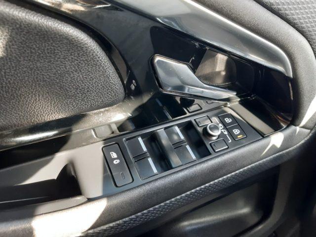 LAND ROVER Range Rover Evoque 2.0D I4 163 CV AWD Auto R-Dynamic HSE