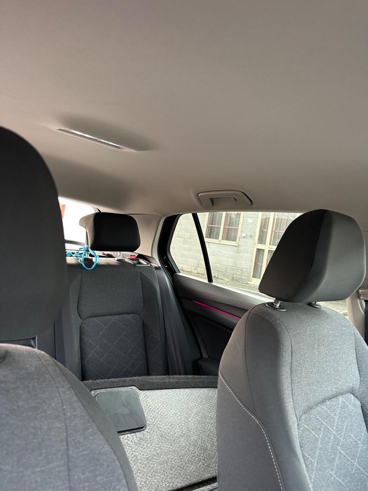 Volkswagen Golf 1.0 incidentata 2021