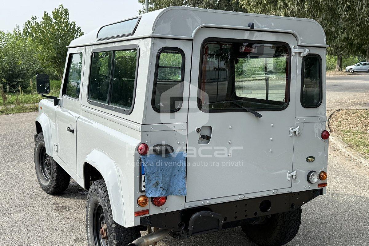 LAND ROVER Defender 90 2.4 TD4 Pick Up S