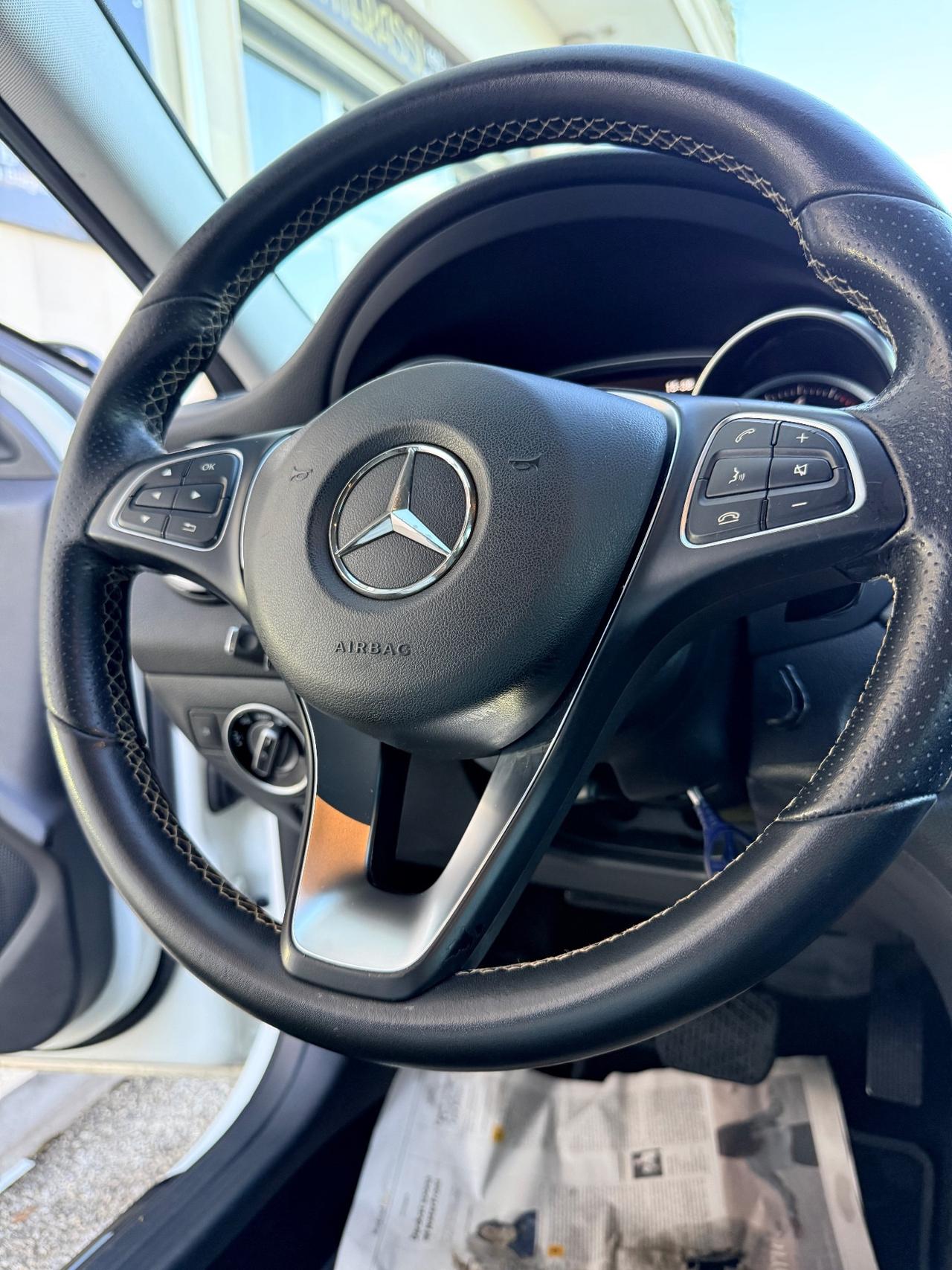 Mercedes-benz GLA 180 d Automatic Premium NAVI,GATORETELECAMERA,INTERNI IN PELLE,BLUETOOTH,ANDROID AUTO