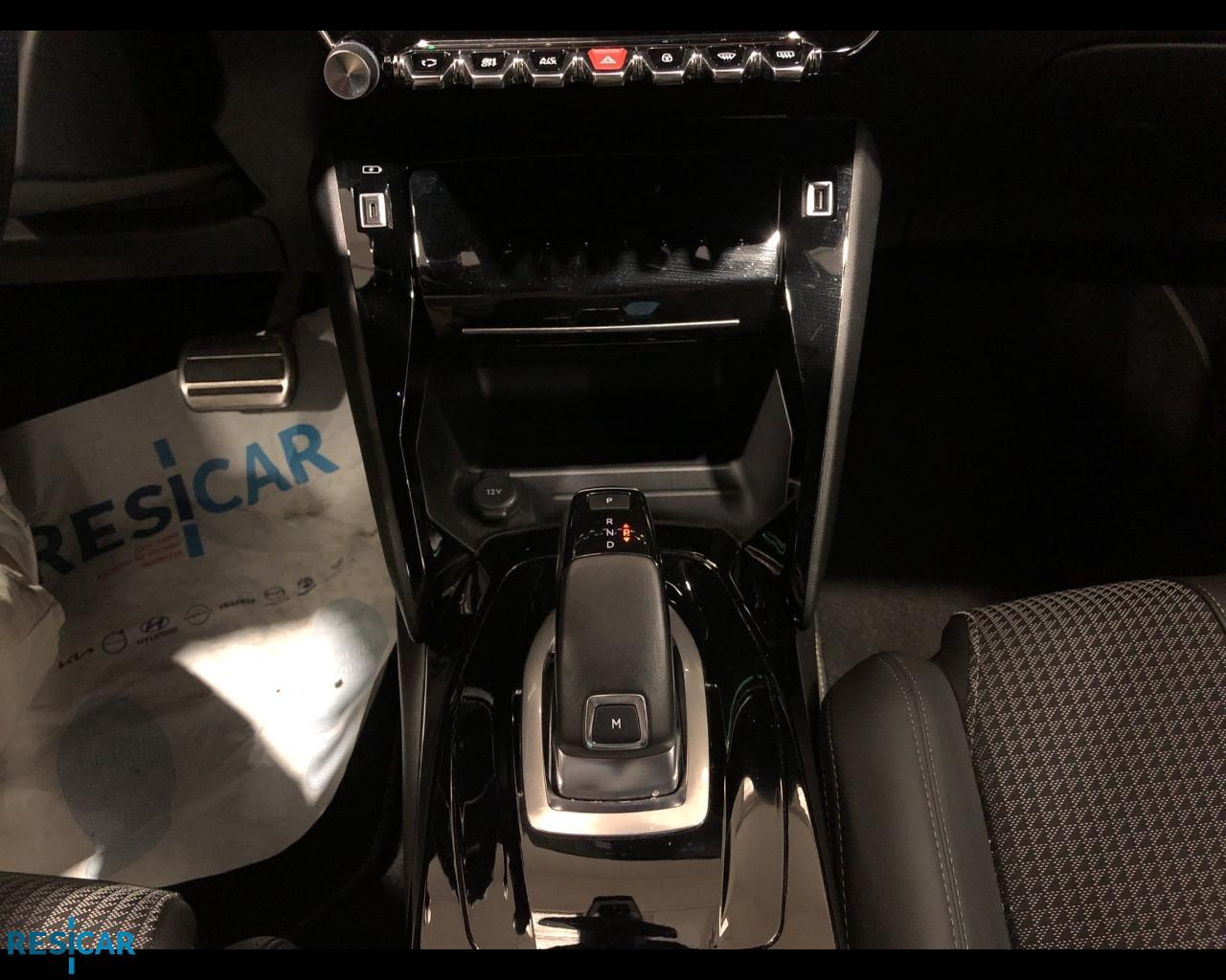 PEUGEOT 2008 1.2 puretech GT Line s&s 130cv eat8