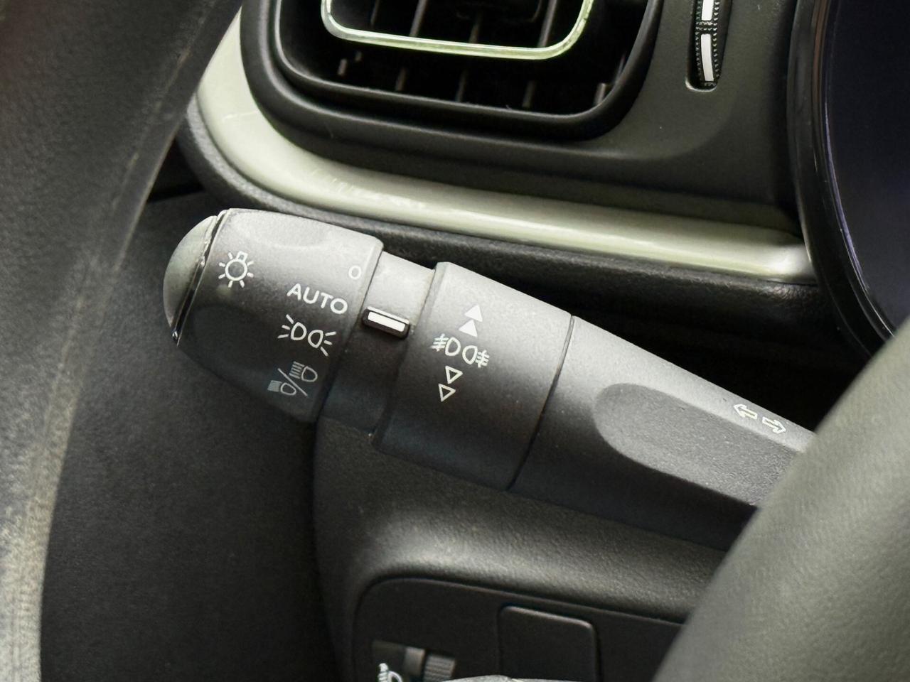 CITROËN C3 2022 PureTech 1.2 83cv Shine