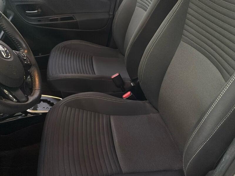 Toyota Yaris Yaris 5p 1.5h y20 Bitone