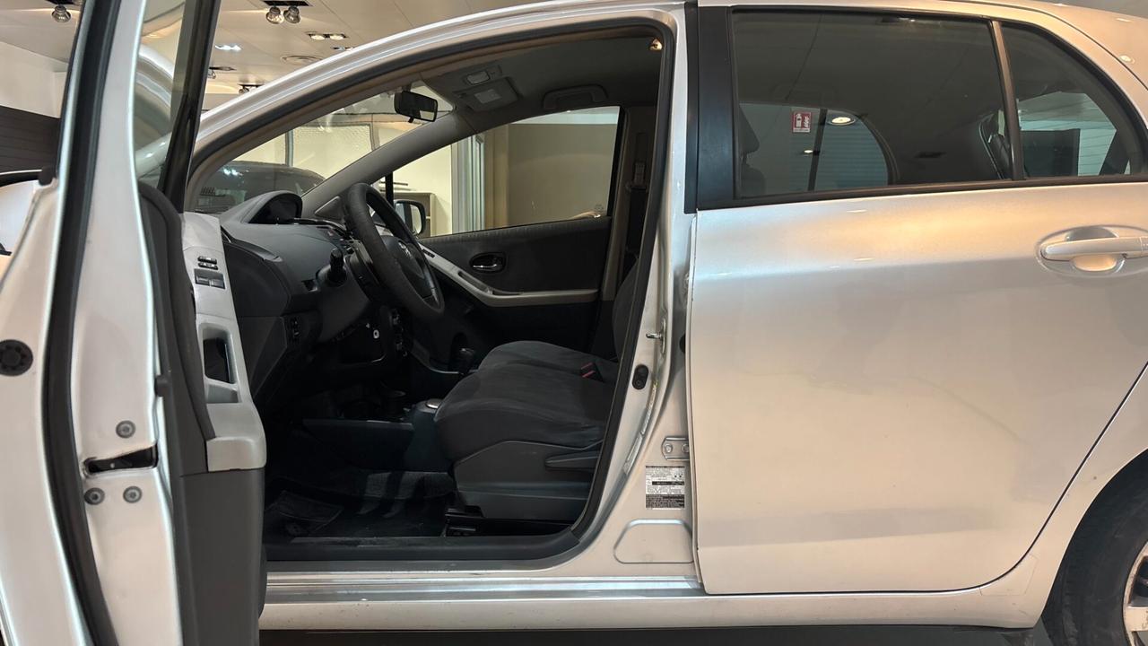 TOYOTA YARIS 1.4D 90CV - 2009
