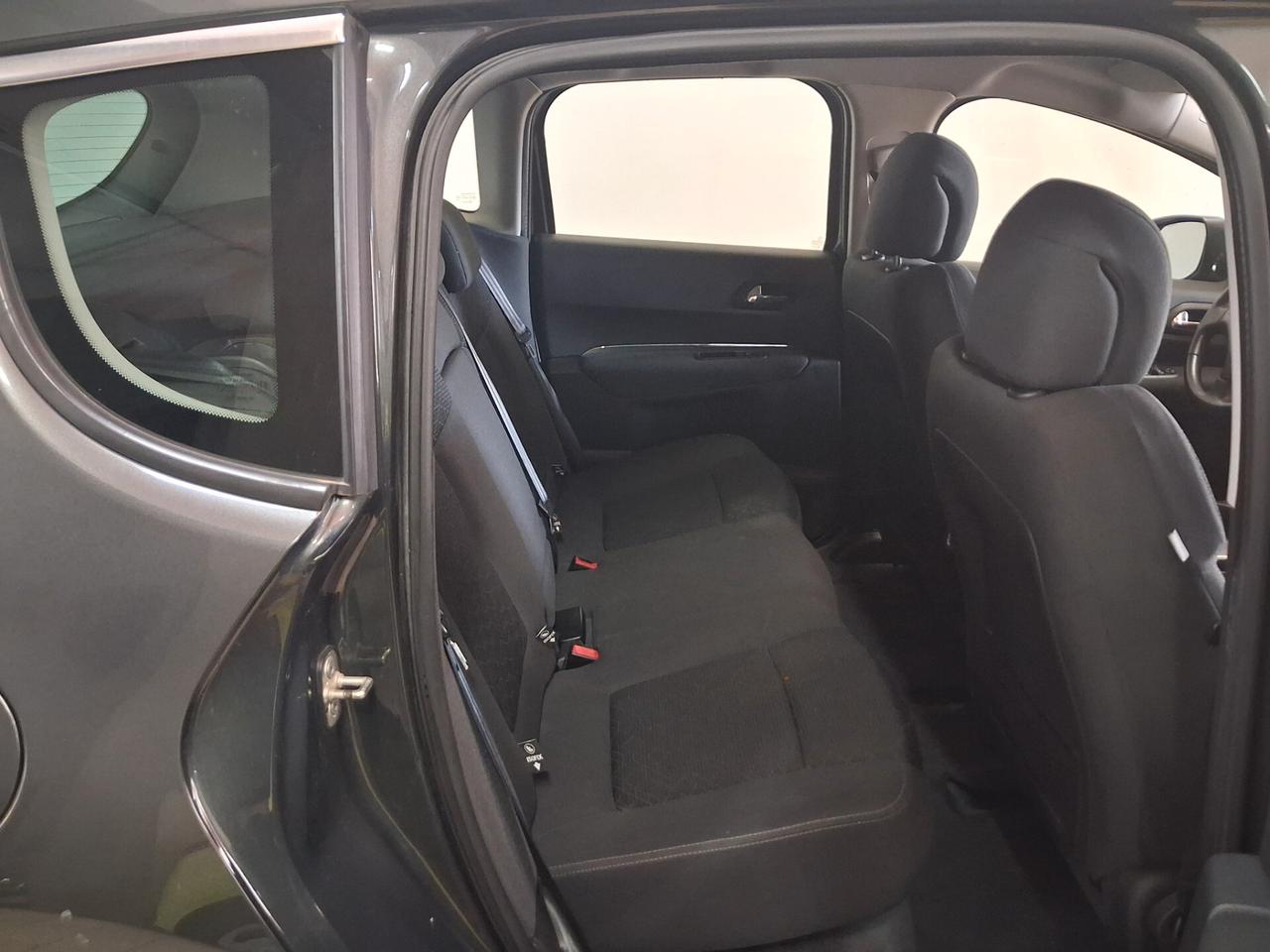 Peugeot 3008 1.6 HDi unico prop 2015