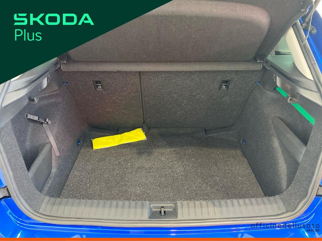 Skoda Kamiq 1.0 tsi 115cv black dots dsg