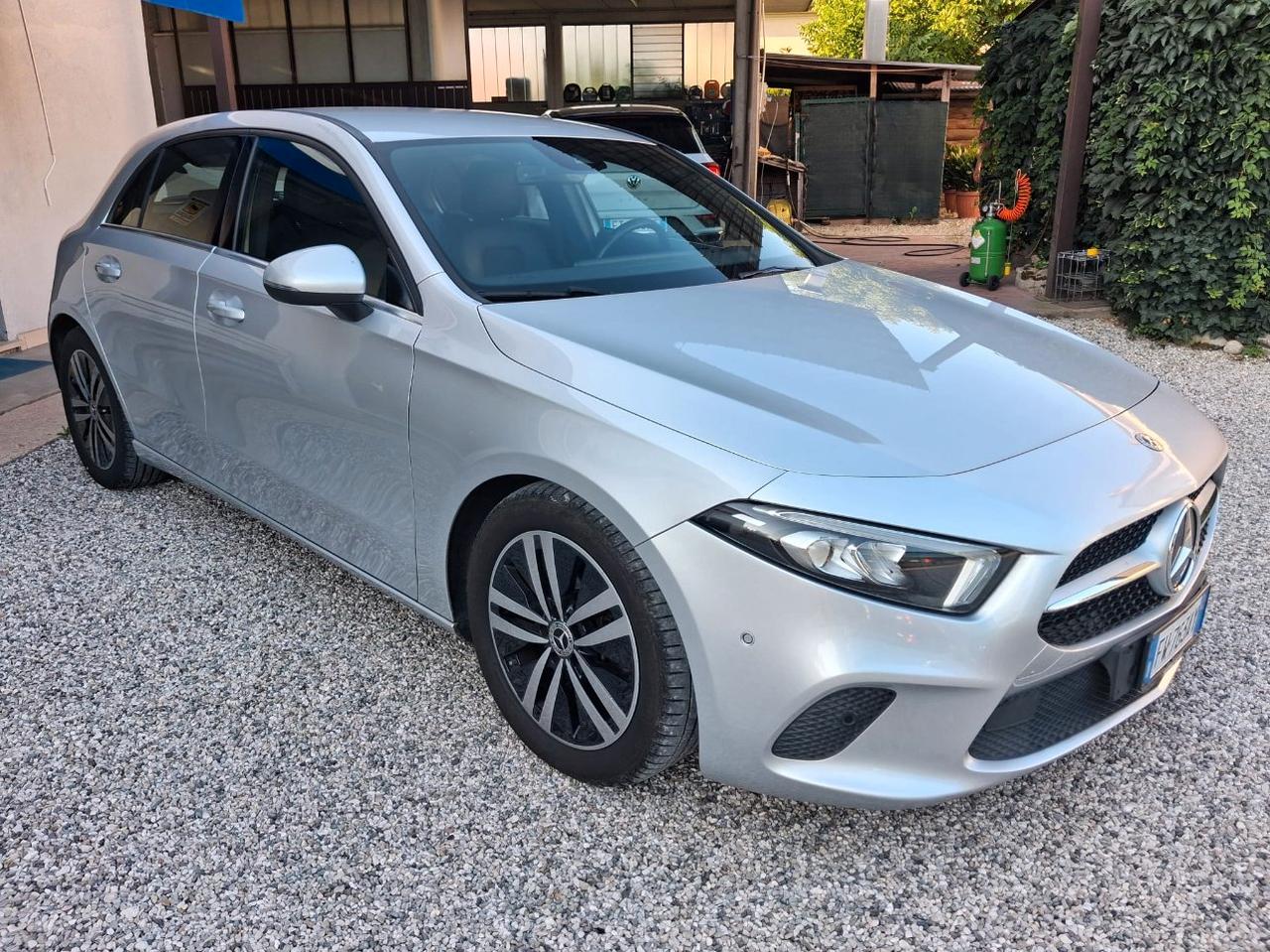 Mercedes A 180 D Business Extra 7G-DCT