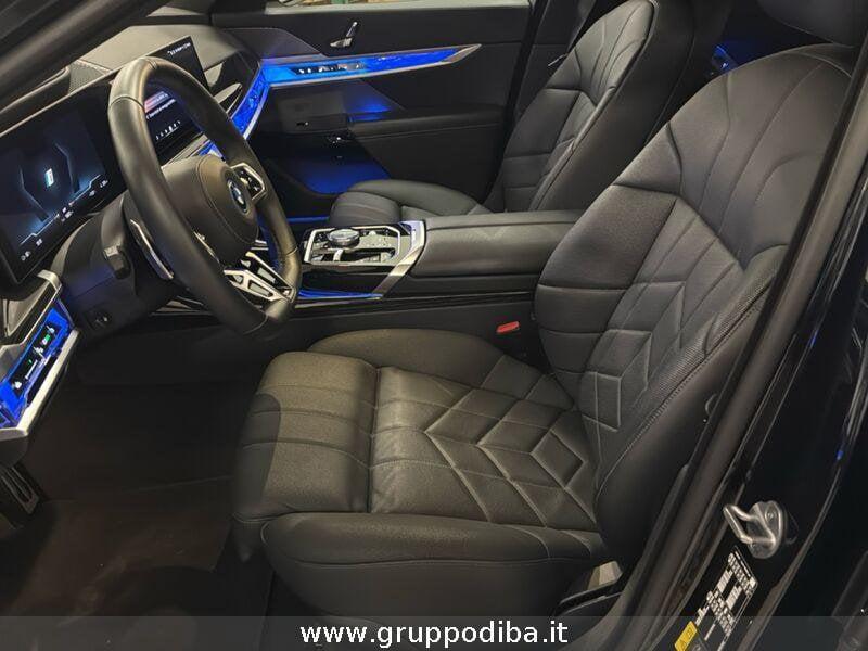 BMW Serie 7 G70 i7 xdrive60 MSport