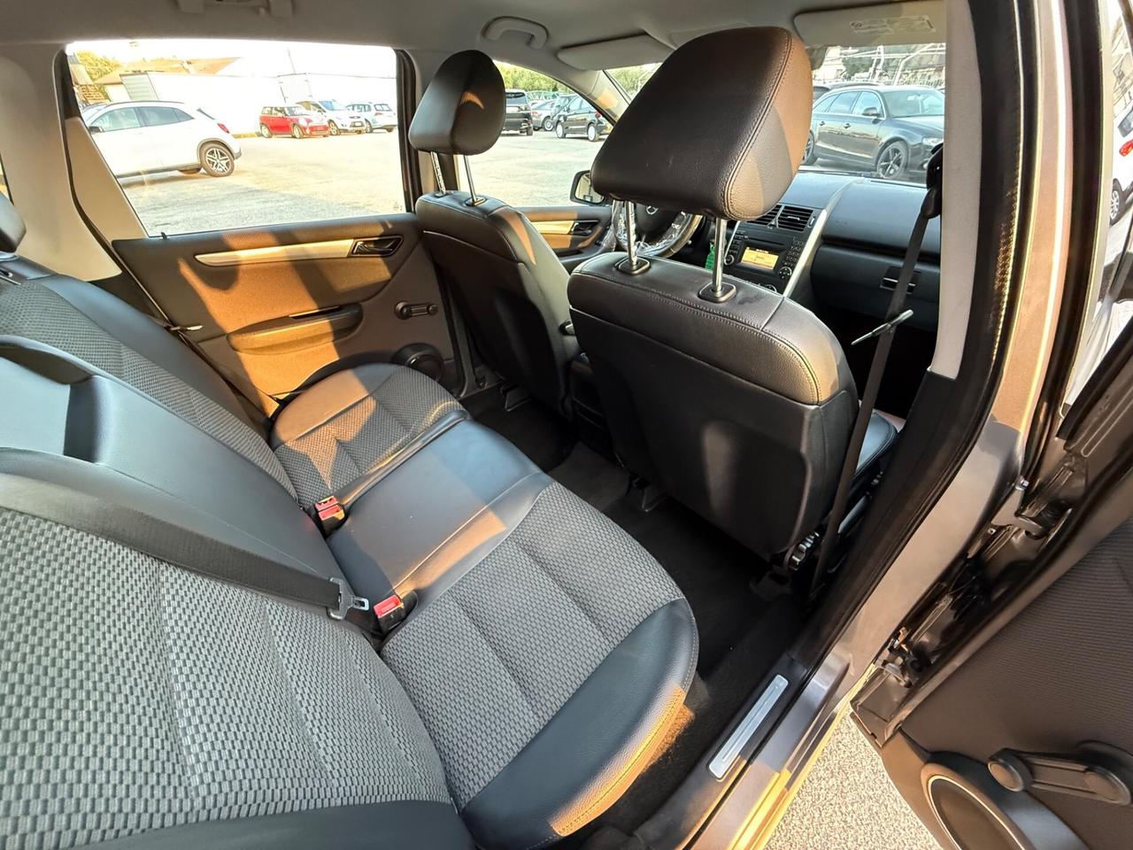 Mercedes-benz A 180 CDI Premium - Neopatentati