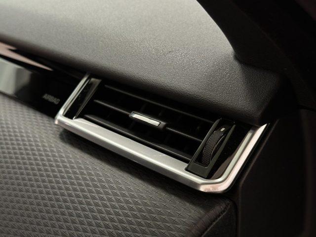 LAND ROVER Range Rover Velar 3.0D l6 300 CV R-Dynamic SE