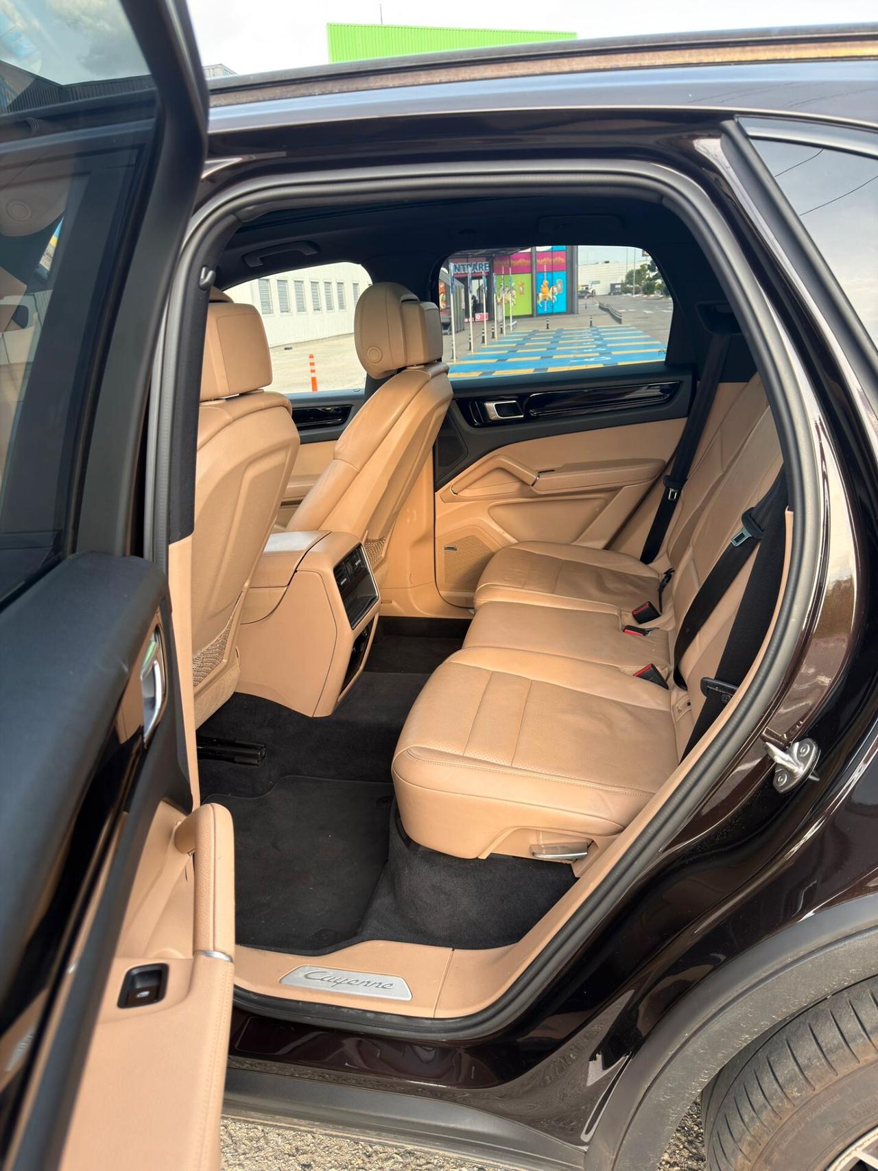 Porsche Cayenne 3.0 V6