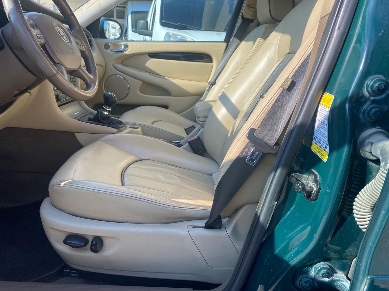 Jaguar X-Type 2.2D cat Classic