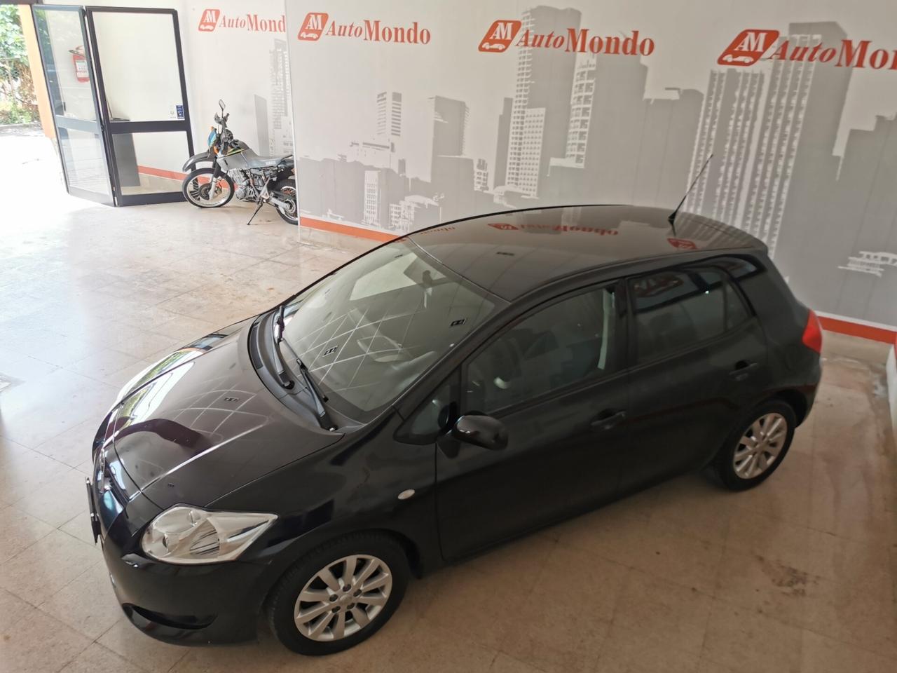 Toyota Auris 2.0 D-4D 5 porte Sol