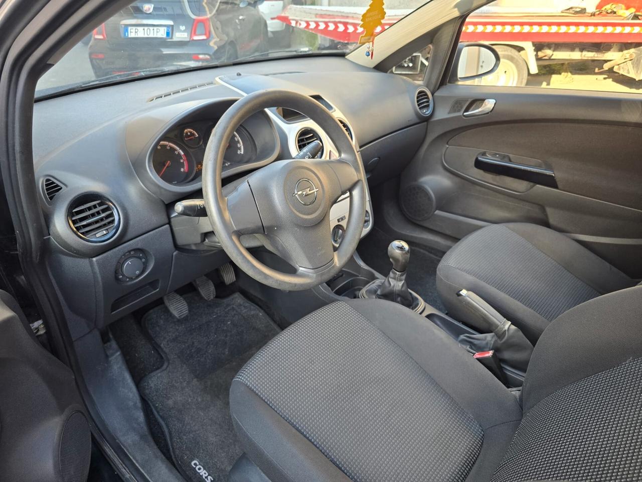 Opel Corsa 1.0 12V 3 porte Club con soli 70mila km possibilita 12 mesi garanzia