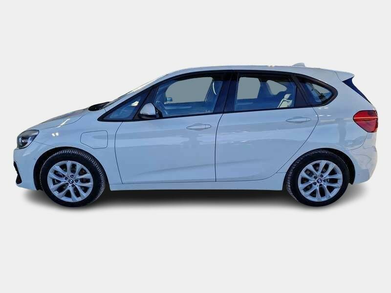 BMW 225 e ACTIVE TOURER iPerformance Business autom.