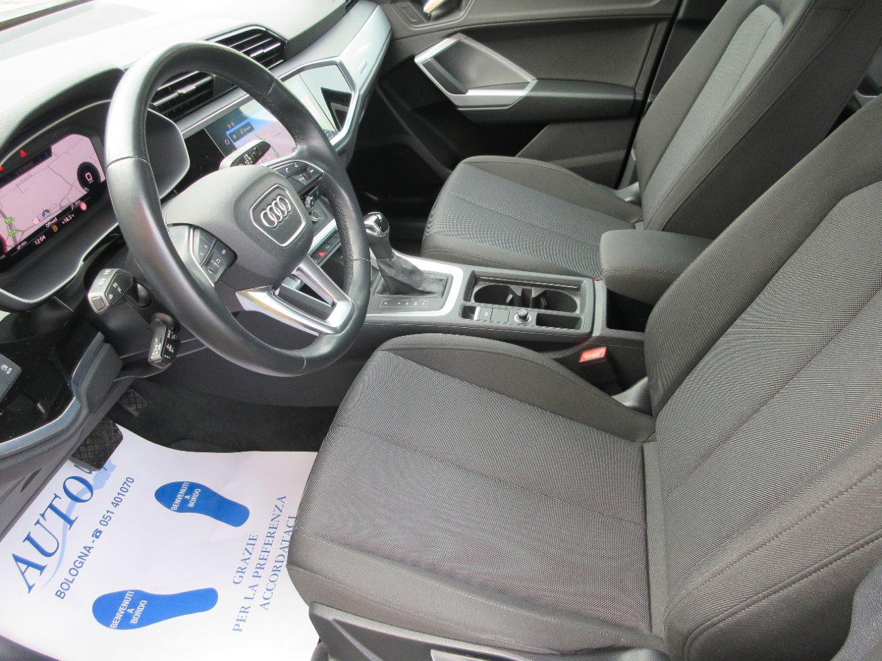 Audi Q3 35 2.0 tdi Business quattro s-tronic