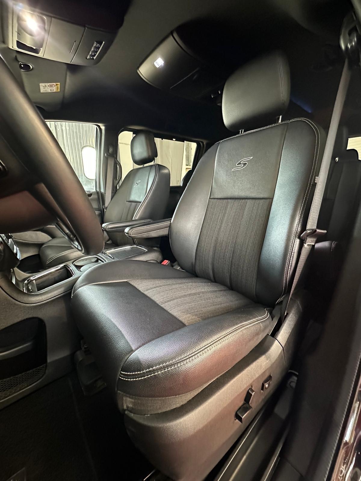 Lancia Voyager 2.8 Turbodiesel S 177 CV