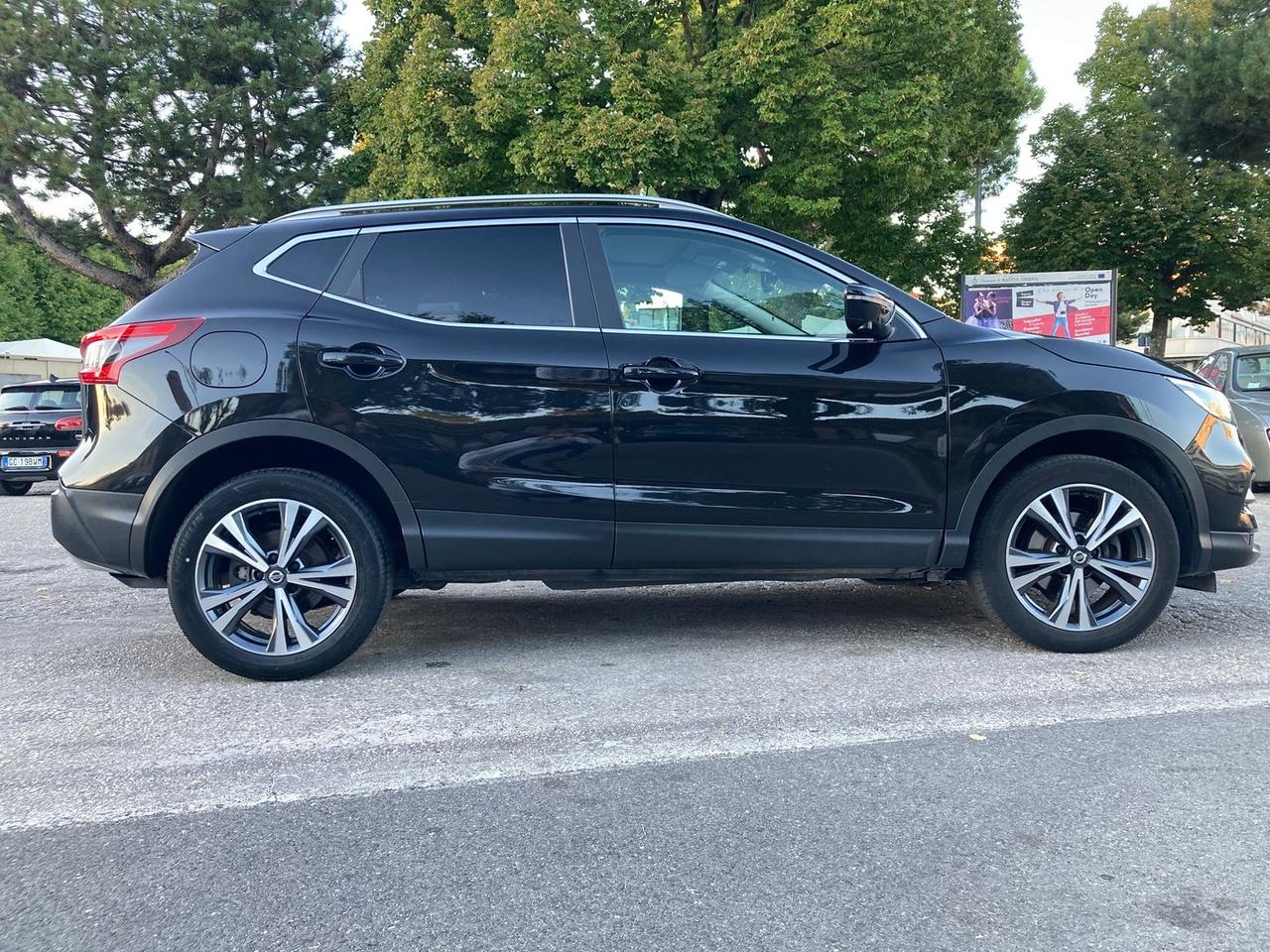 Nissan Qashqai 1.5 dCi N-Conn #6924