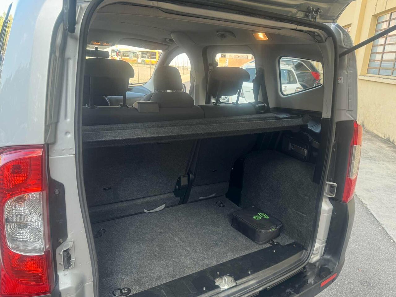 Peugeot Bipper Anno 2013 1.4 BENZ/GPL