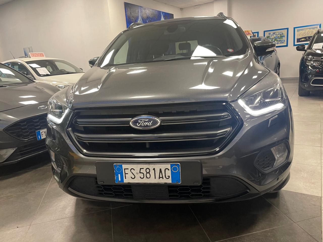 Ford Kuga 1.5 TDCI 120 CV S&S 2WD ST-Line