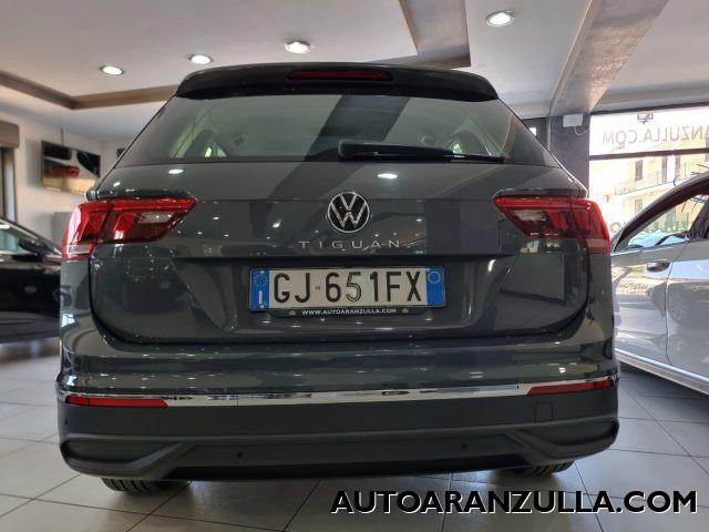 VOLKSWAGEN Tiguan NEW 2.0 TDI 150CV SCR DSG Life - Fari a Led