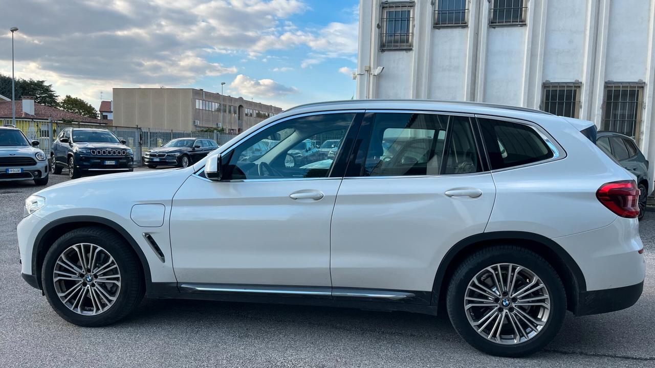 Bmw X3 xDrive30e Luxury