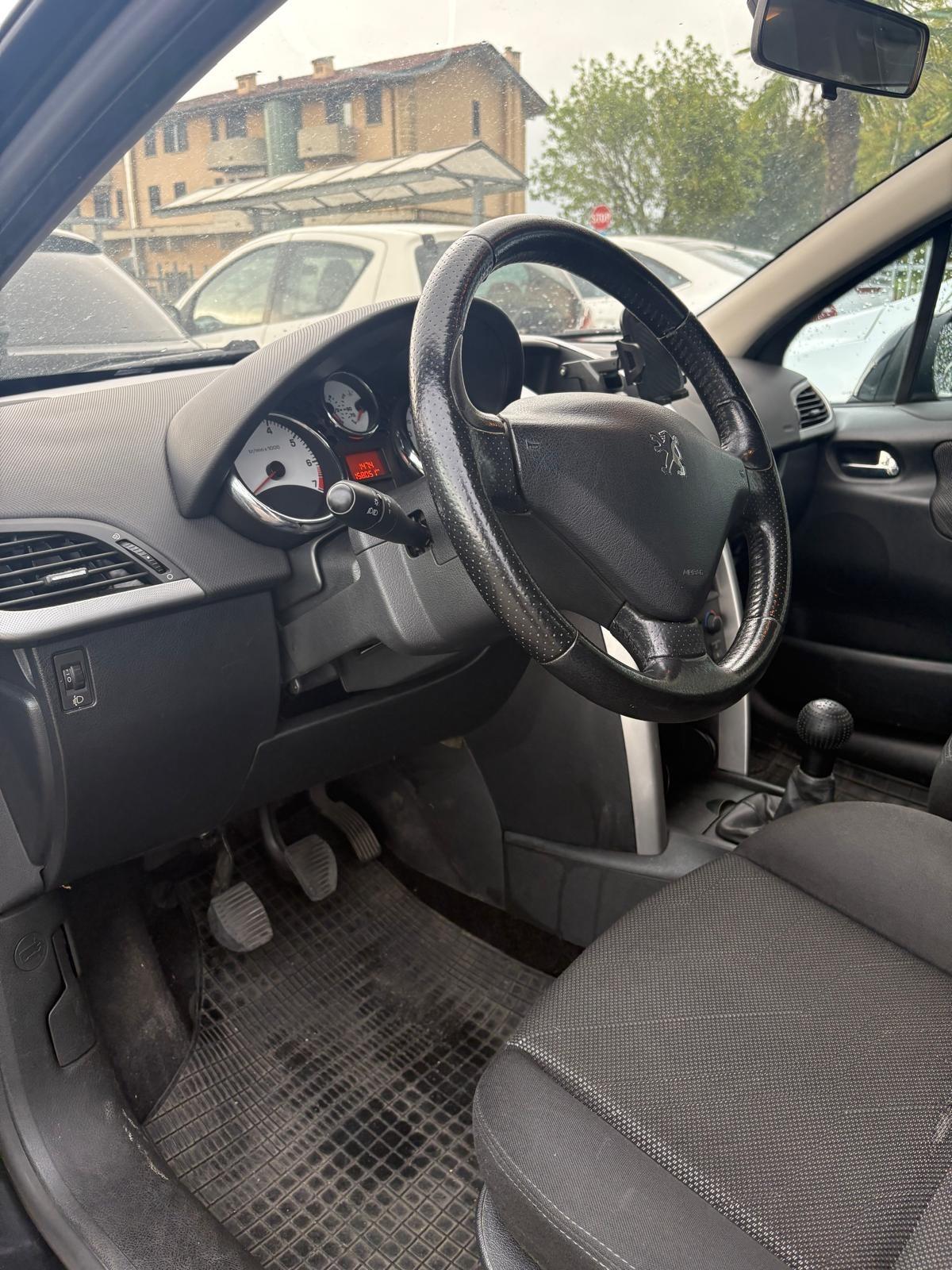 Peugeot 207 1.4 88CV 3p. XS