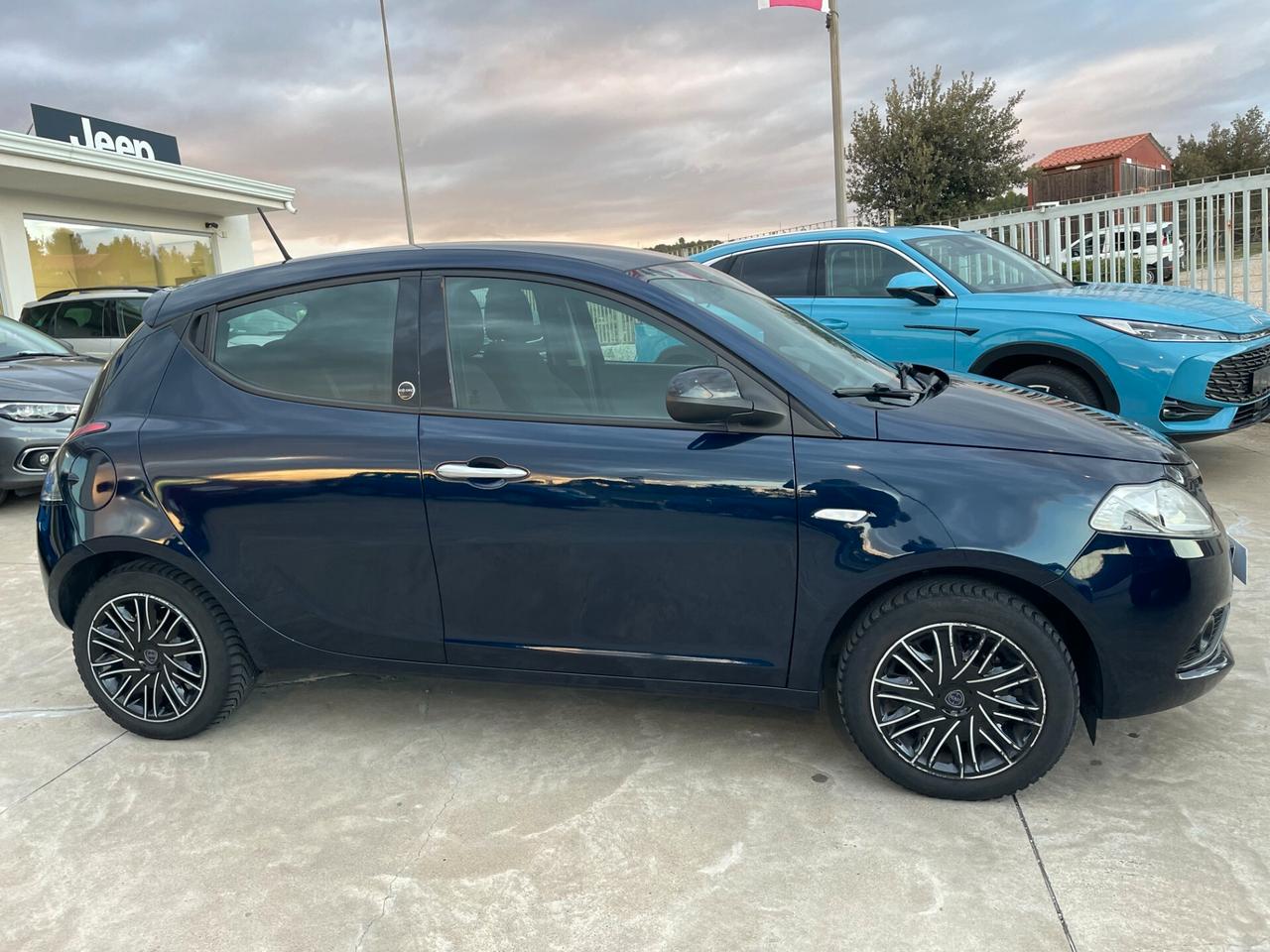 Lancia Ypsilon 1.2 69 CV 5 porte GPL Ecochic Gold