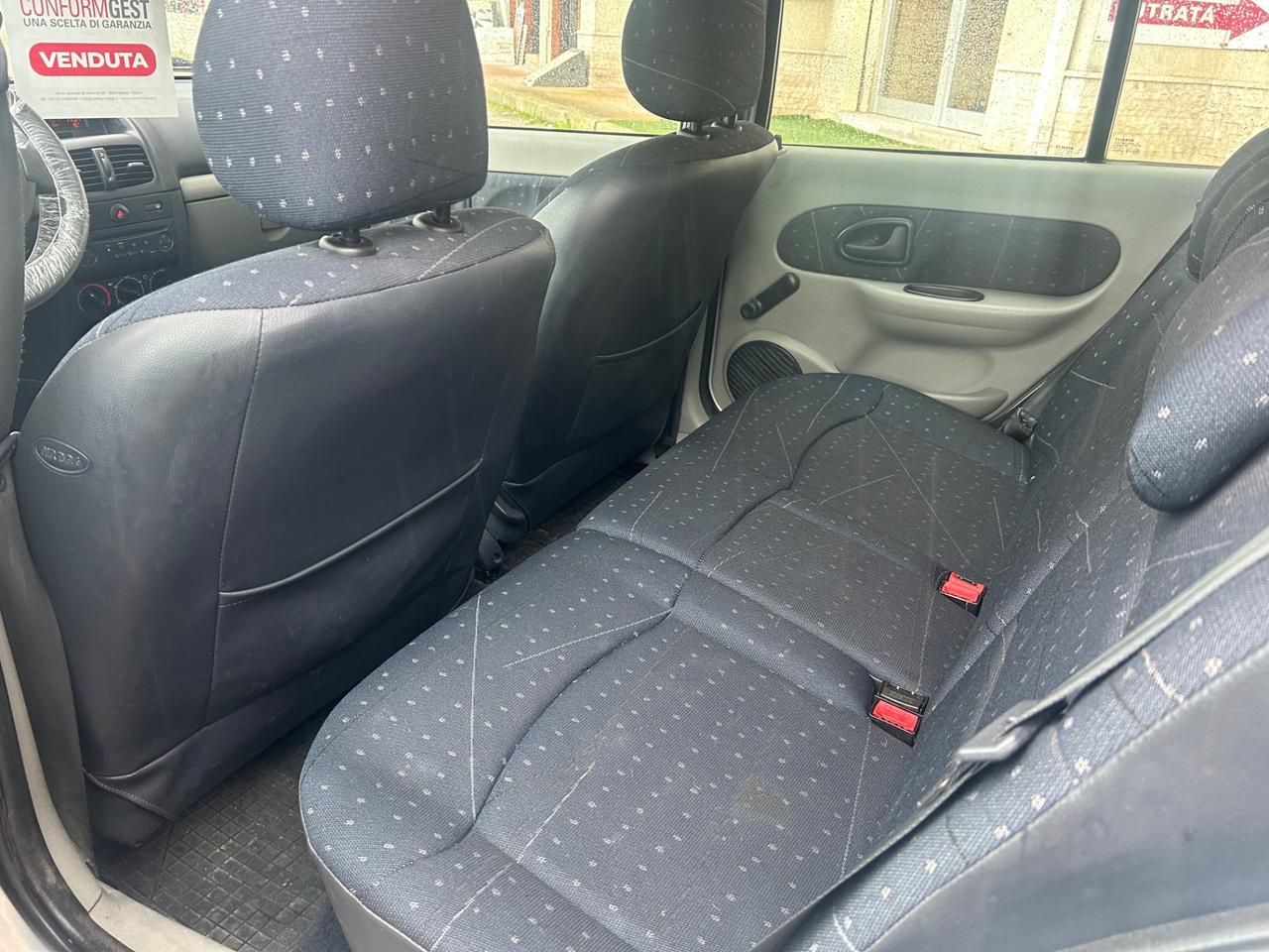 Renault Clio 1.5 dCi 65CV cat 3 porte Privilège