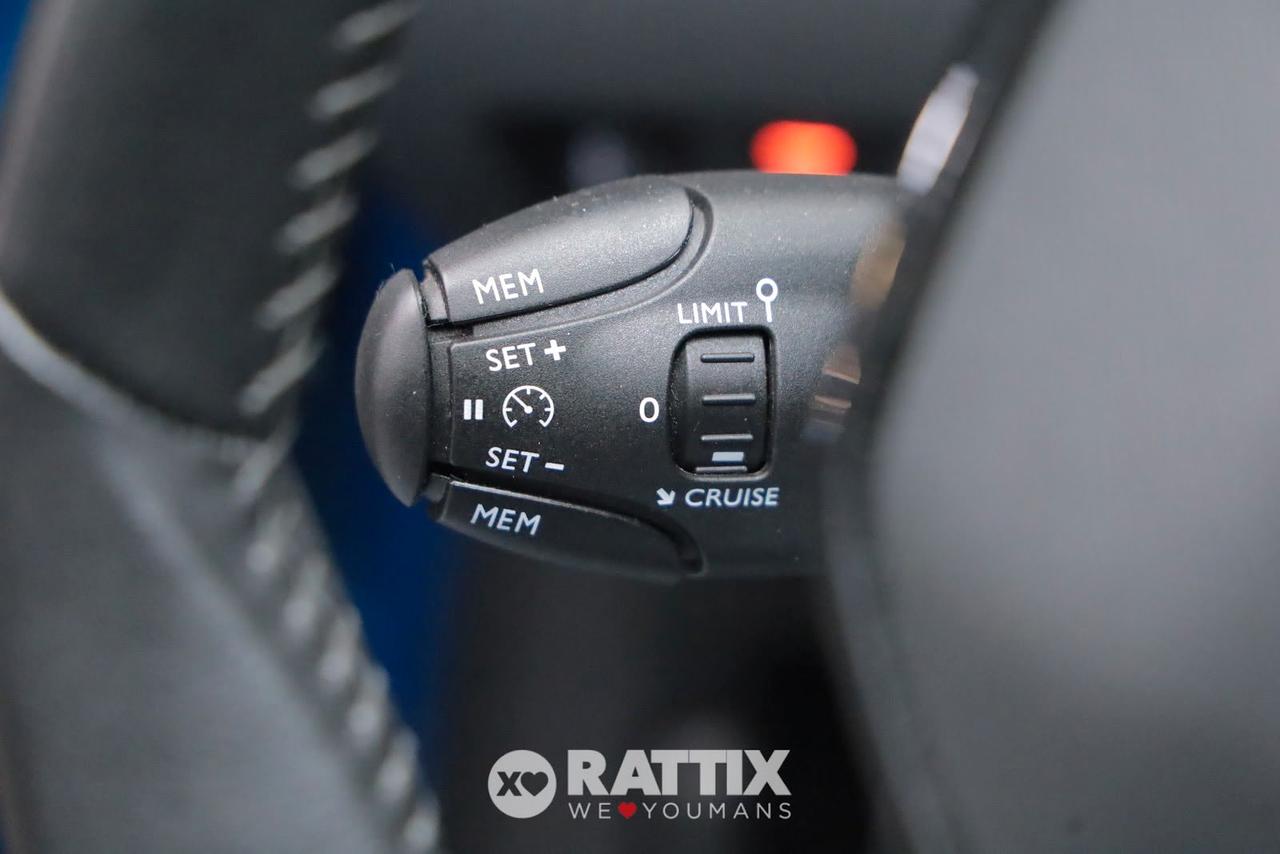 Peugeot e-208 motore elettrico 100kW Allure Pack