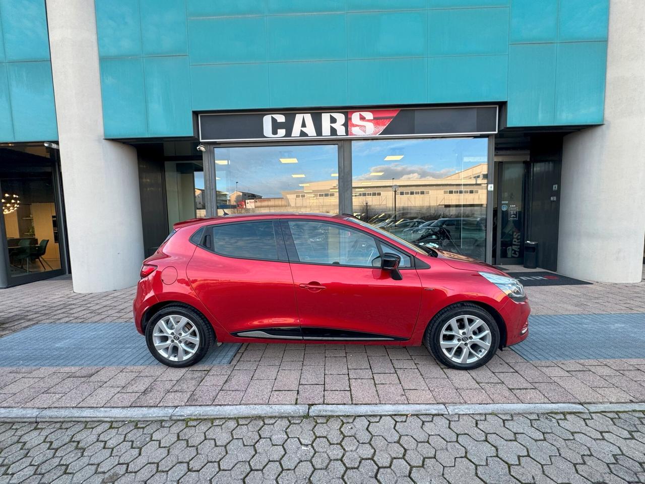 Renault Clio TCe 12V 90 CV Start&Stop 5 porte Energy Duel