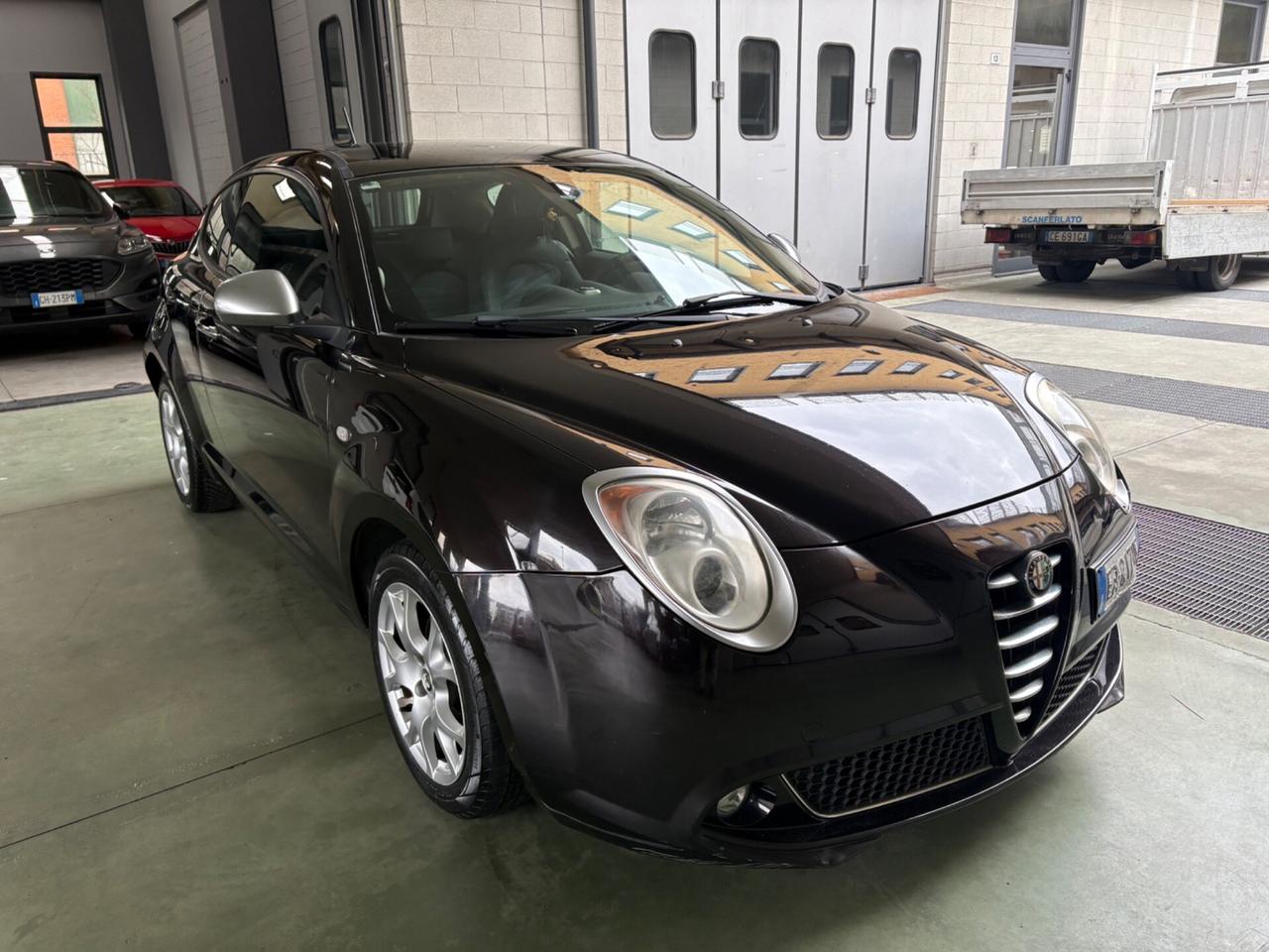Alfa Romeo MiTo 1.3 JTDm-2 S&S Distinctive Sport Pack