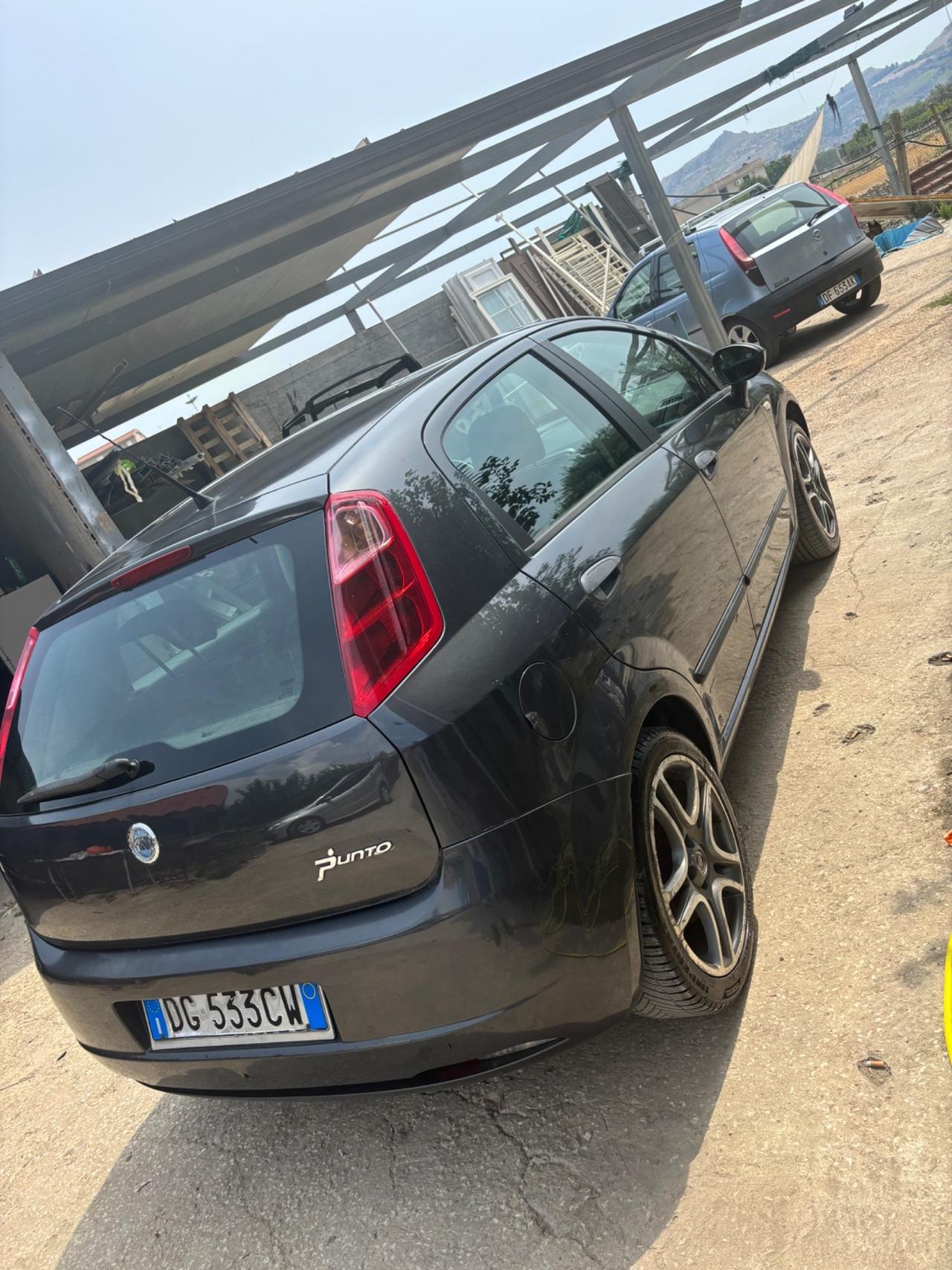 Fiat Grande Punto Grande Punto 1.3 MJT 75 CV 5 porte Dynamic