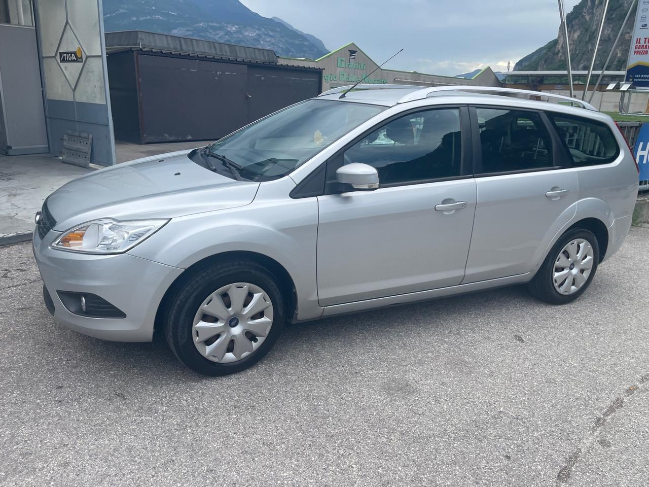 Ford Focus 1.6 105 CV SOLO 100 MILA KM
