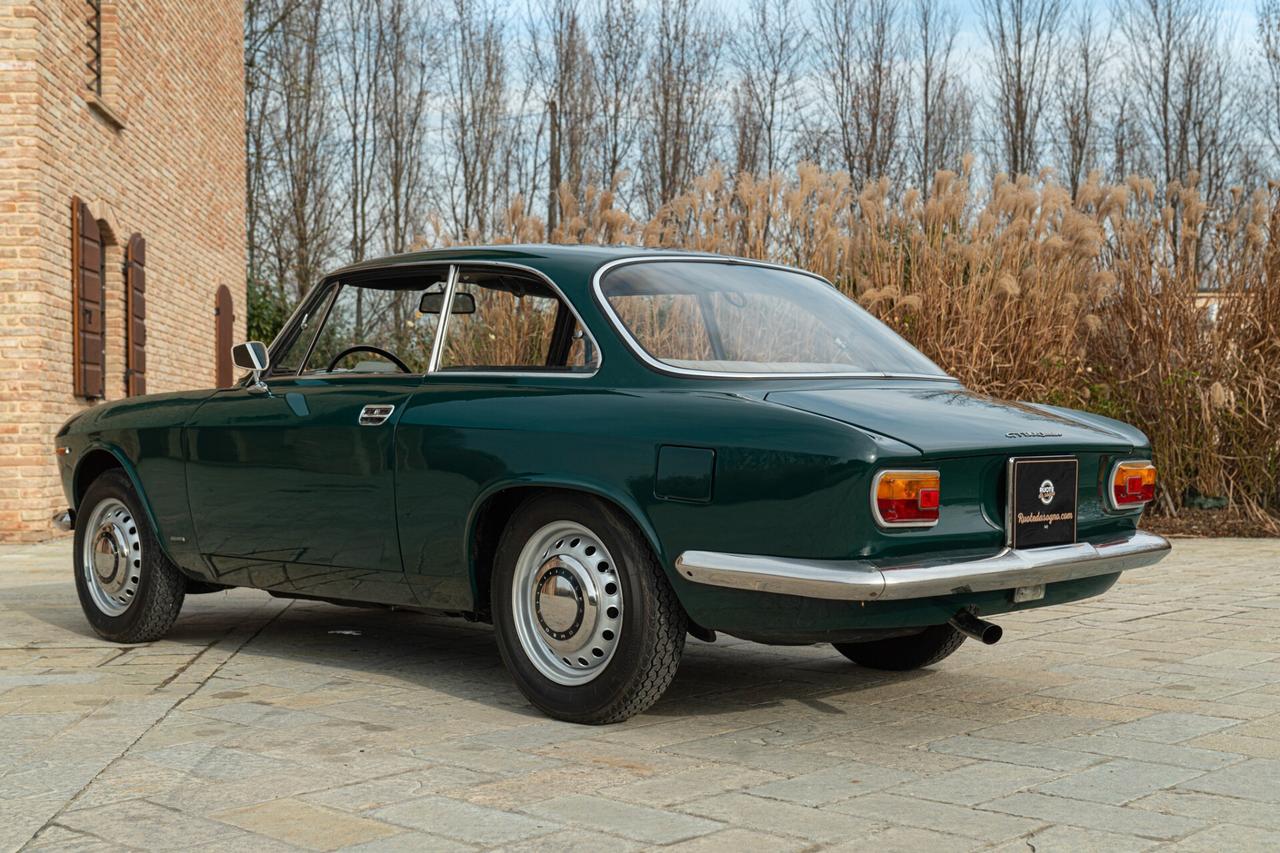 Alfa Romeo GT 1300 Junior Scalino - ALF00232