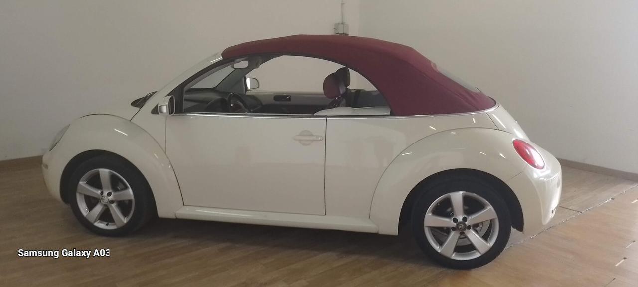 Volkswagen New Beetle 1.9 TDI 105CV Cabrio Lim. Red Edt.