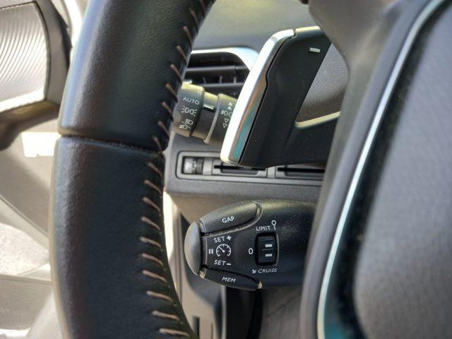 PEUGEOT 3008 BlueHDi 130 S&S EAT8 Business